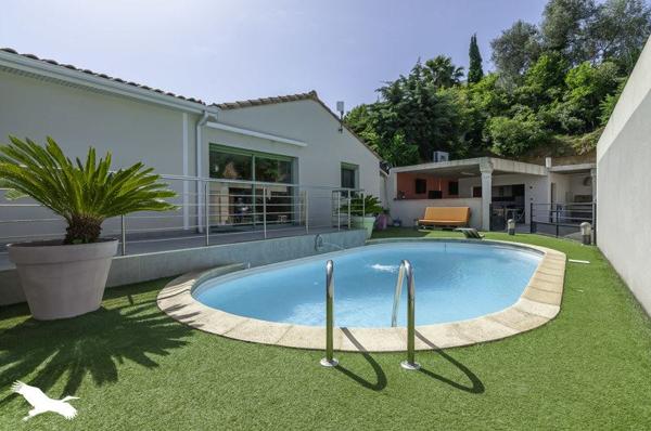 Maison à vendre |  Mèze |  8 pièces | 211 m²