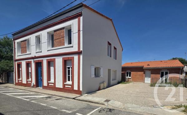 Immeuble à vendre  268 m 2   MONTAUBAN  - 82