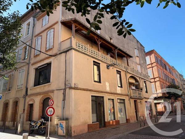Immeuble à vendre  268 m 2   MONTAUBAN  - 82