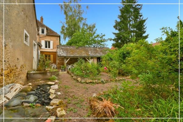 Propriete à vendre 10 pièces CHATEAUMEILLANT (18)