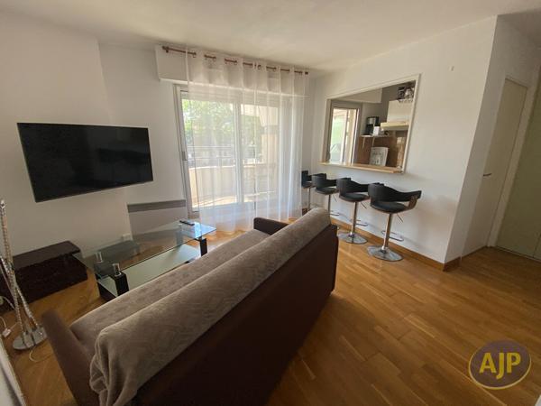 Appartement à louer Arcachon : 2 pièces, 37m² avec 0 chambre(s) à 780€ - AJP Immobilier Arcachon