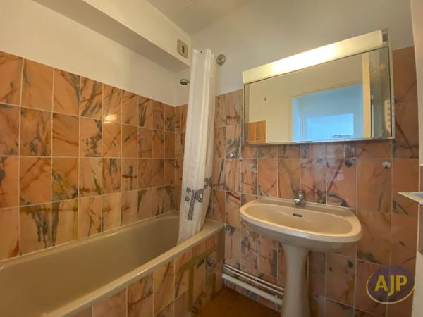 Appartement à louer Arcachon : 2 pièces, 37m² avec 0 chambre(s) à 780€ - AJP Immobilier Arcachon