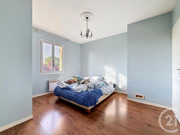 Maison à vendre  6 pièces - 157,64 m 2   ST POURCAIN SUR SIOULE  - 03