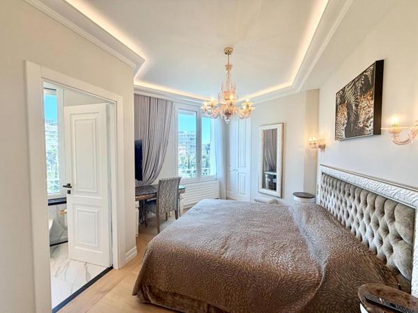 Cannes Croisette Appartement 5 pièces 124 m2