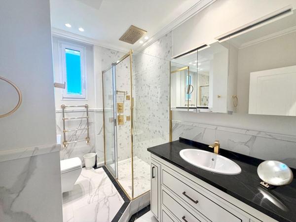 Cannes Croisette Appartement 5 pièces 124 m2