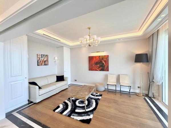 Cannes Croisette Appartement 5 pièces 124 m2