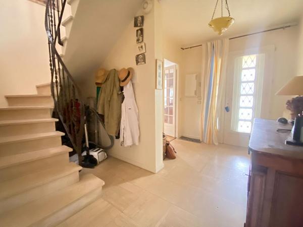 Belle maison de 4 ch sur magnifique jardin dans un quartier résidentiel d'Eysines, intra rocade 210 m2