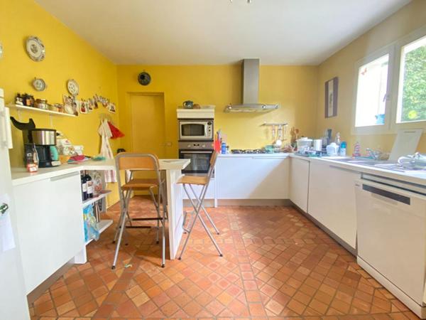 Belle maison de 4 ch sur magnifique jardin dans un quartier résidentiel d'Eysines, intra rocade 210 m2