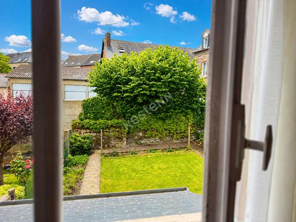 Châteaugiron - Une maison pleine de charme dans un environnement paisible