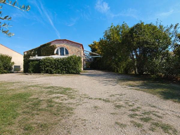 Local Commercial à Castelnaudary, 11400 - 6 pièces 1100m²