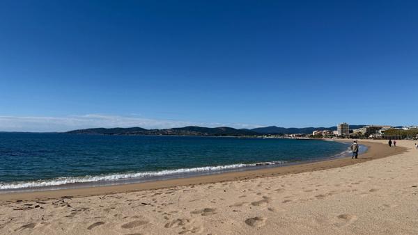 Appartement à vendre 2, 3 pièces FREJUS PLAGE (83)
