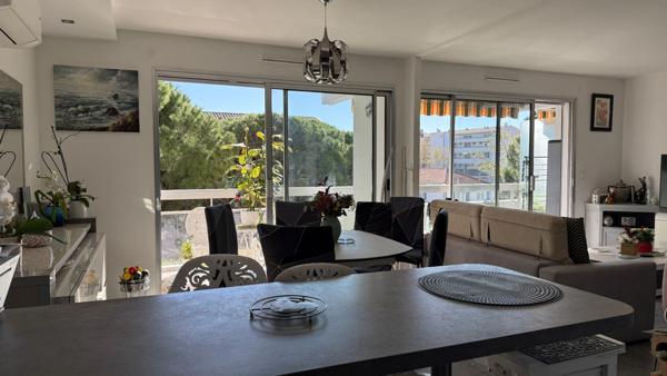 Appartement à vendre 2, 3 pièces FREJUS PLAGE (83)