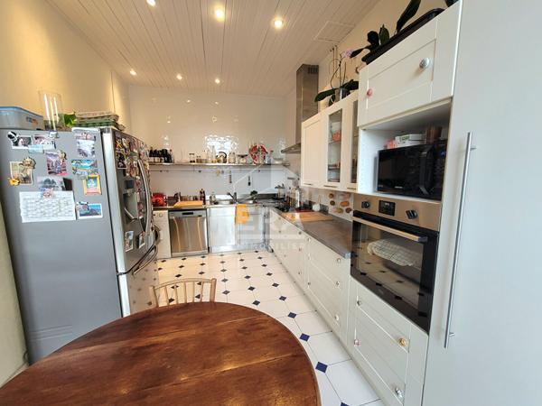 LOCATION PAU -  Appartement T3 de 90 m² dans une résidence calme