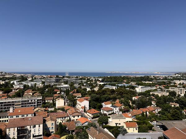 Appartement Marseille 5 pièce(s) 108 m2 VUE MER, TERRASSE