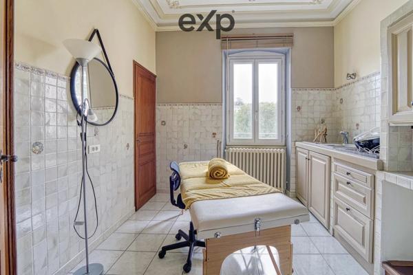 Rare à la vente : Hôtel Particulier Haussmannien rénové avec piscine et terrasse – Apt, Vaucluse