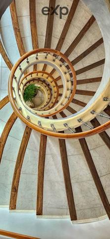 Rare à la vente : Hôtel Particulier Haussmannien rénové avec piscine et terrasse – Apt, Vaucluse