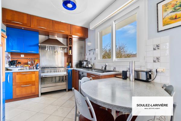 Jouy-en-Josas (78350) Jouy-en-Josas (78350), LES METZ