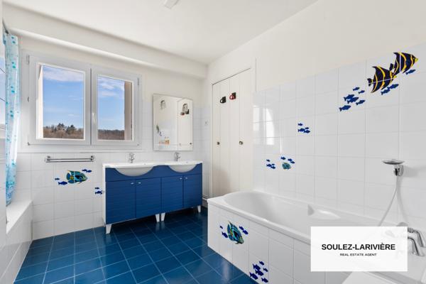 Jouy-en-Josas (78350) Jouy-en-Josas (78350), LES METZ