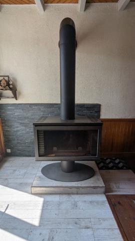 Authenticité et potentiel à 5 minutes de Morlaix : longère avec dépendances et vue dégagée