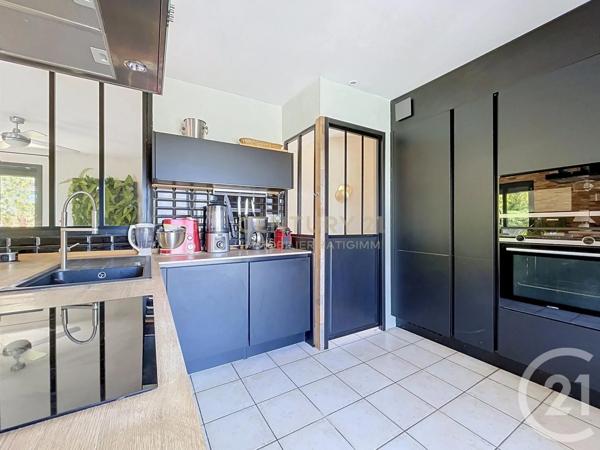 Maison à vendre  4 pièces - 109,36 m 2   BOURGOIN JALLIEU  - 38