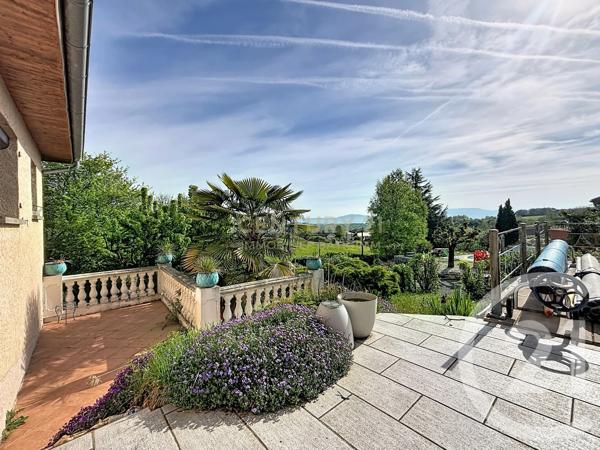 Maison à vendre  4 pièces - 109,36 m 2   BOURGOIN JALLIEU  - 38