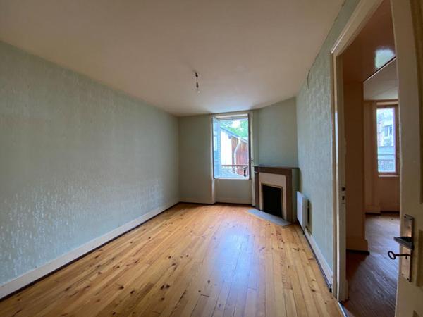 Maison 300 m²  - Jardin - Hangar - Fort potentiel investissement
