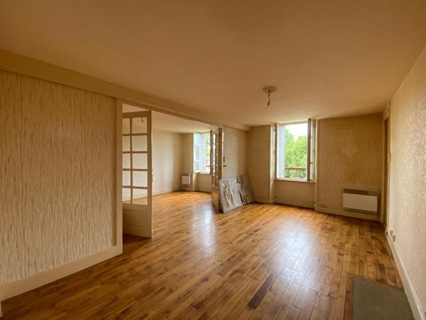 Maison 300 m²  - Jardin - Hangar - Fort potentiel investissement