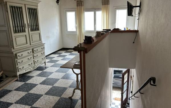 Vente Maison De village à rafraîchir Aigues-mortes   