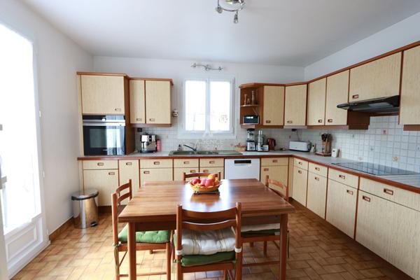 Maison Cergy 5 pièce(s) 131 m2 €459 800 ** - Référence 11249