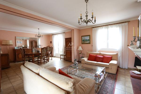 Maison Cergy 5 pièce(s) 131 m2 €459 800 ** - Référence 11249