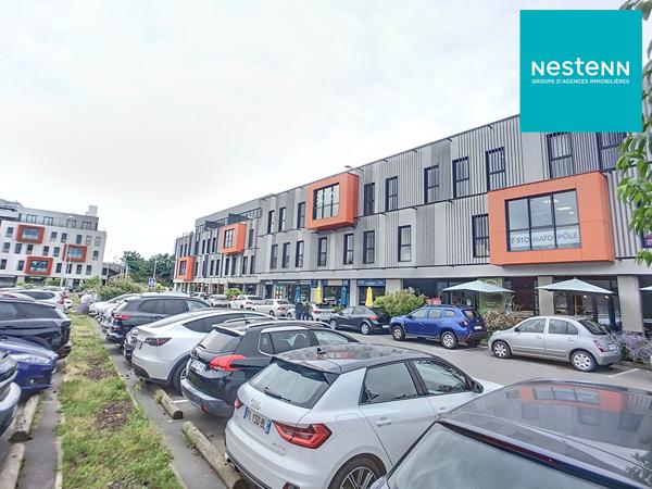 Bureaux 60 m² Cinépole + cuisine "partagée"