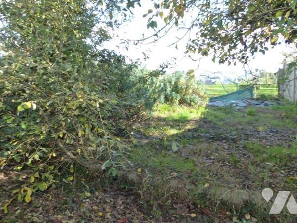 CONTEST, en campagne, maison d'habitation en pierres.Maison, d'habitation comprenant : Rez de c...