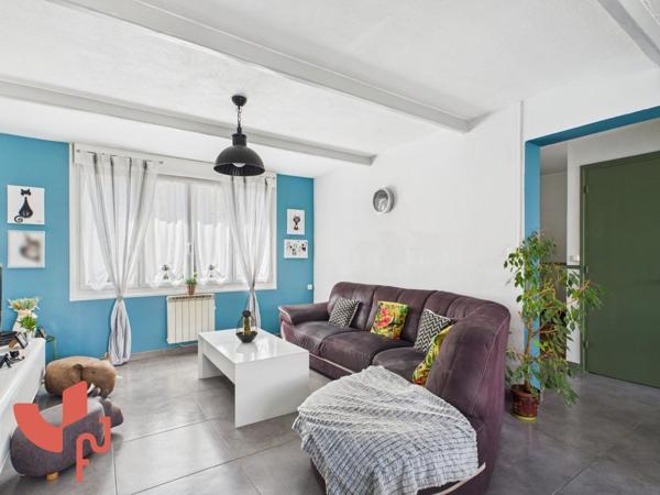 maison 4 pièces, garage et parking