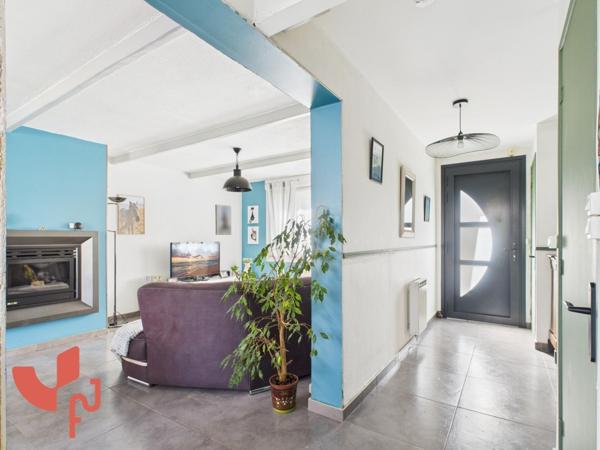 maison 4 pièces, garage et parking