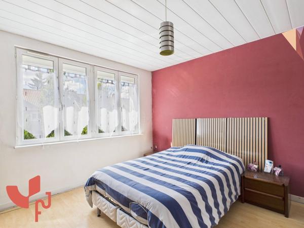 maison 4 pièces, garage et parking