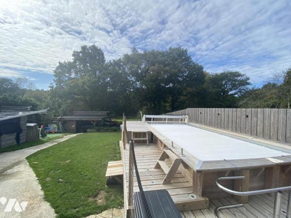 MAISON EN PIERRE AVEC PISCINE