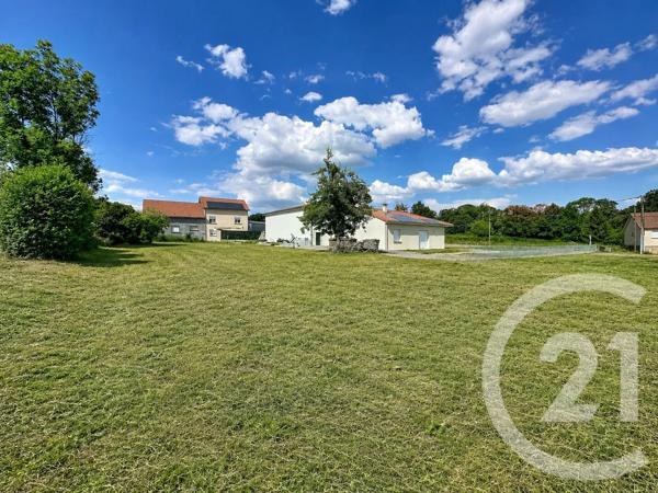 Terrain à vendre  714 m 2   CEYRAT  - 63