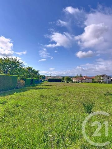 Terrain à vendre  714 m 2   CEYRAT  - 63