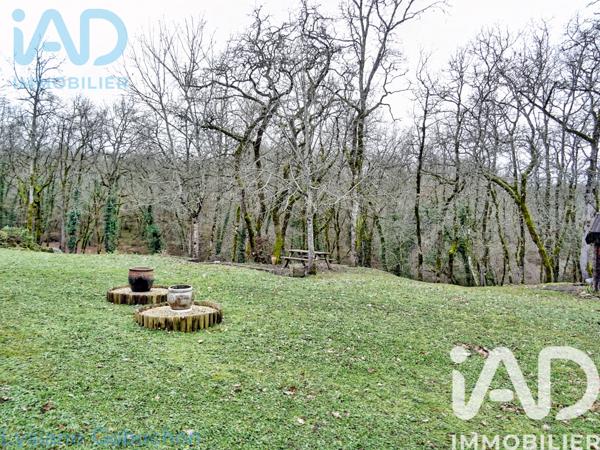 Maison à vendre 6 pièces 122 m² Sainte-Croix-de-Mareuil