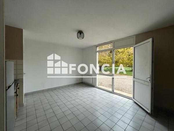 Location Appartement 2 pièces 30 m² - Sainte Livrade Sur Lot 47110