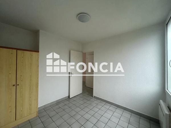 Location Appartement 2 pièces 30 m² - Sainte Livrade Sur Lot 47110