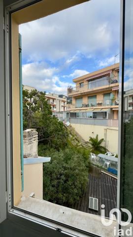Appartement 2 pièces de 31 m² à Roquebrune-Cap-Martin (06190)