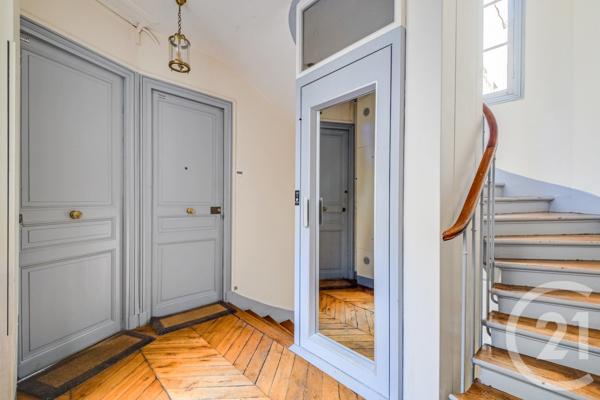 Appartement F2 à vendre  2 pièces - 33,80 m2 PARIS - 75015