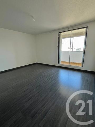 Appartement T3 à vendre  3 pièces - 72,03 m 2   VAULX EN VELIN  - 69