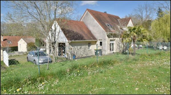 QUARTIER RESIDENTIEL - VILLA D ARCHITECTE - 153 M² HABITABLE