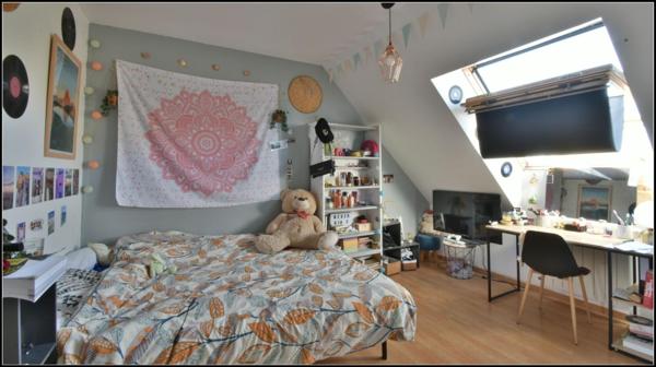 QUARTIER RESIDENTIEL - VILLA D ARCHITECTE - 153 M² HABITABLE