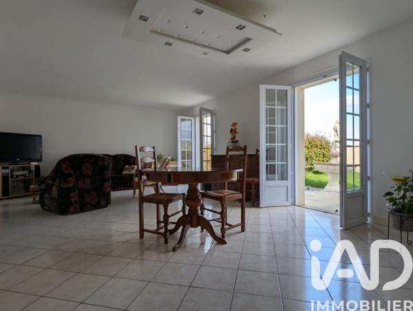 Maison à vendre 7 pièces 155 m² Thouars