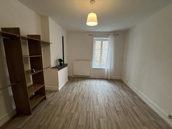 Appartement à vendre |  Vierzon |  2 pièces | 55 m²