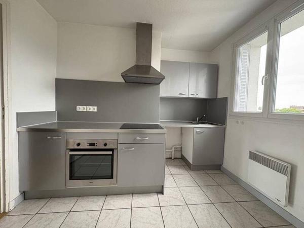 Appartement 4 pièces                                        - 38100 Grenoble Réf : 5567