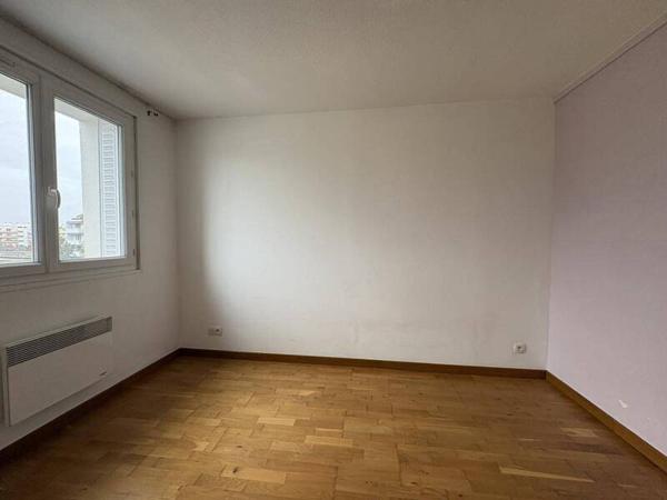 Appartement 4 pièces                                        - 38100 Grenoble Réf : 5567
